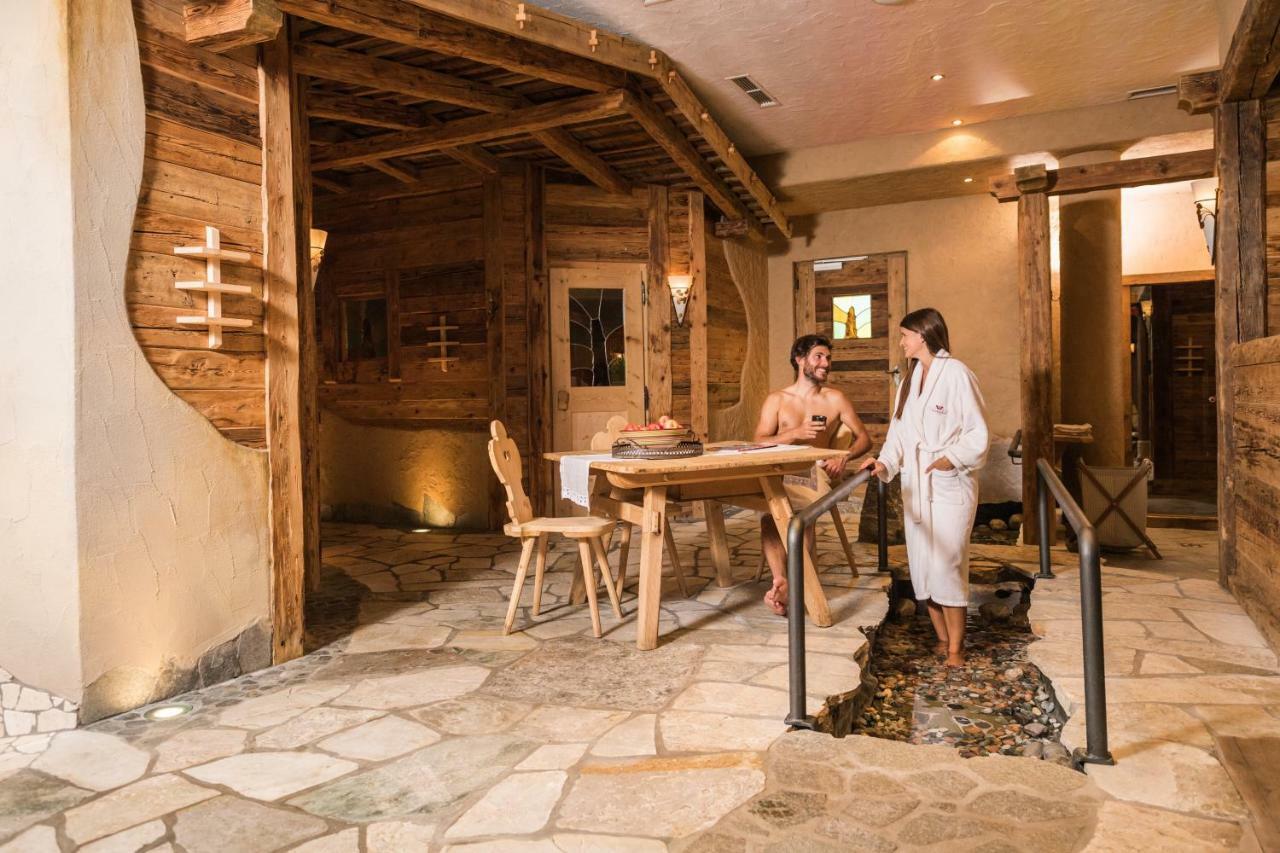 Alpenwellnesshotel St. Veit Sexten Extérieur photo