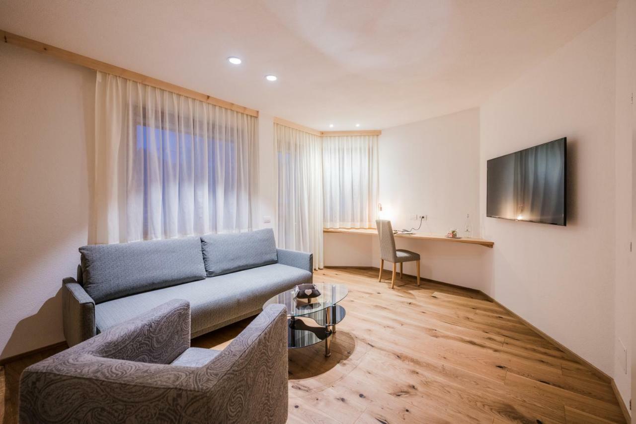 Alpenwellnesshotel St. Veit Sexten Extérieur photo