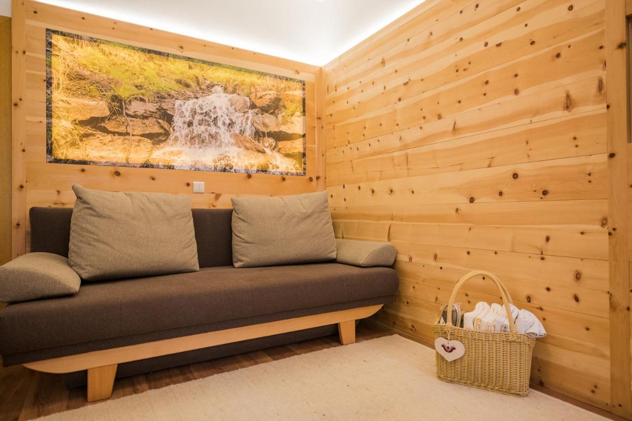 Alpenwellnesshotel St. Veit Sexten Extérieur photo
